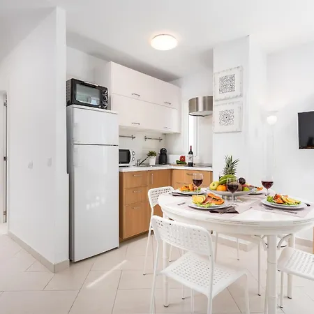 8d. Modern Flat In Americas דירה פלאייה דה לאס אמריקס